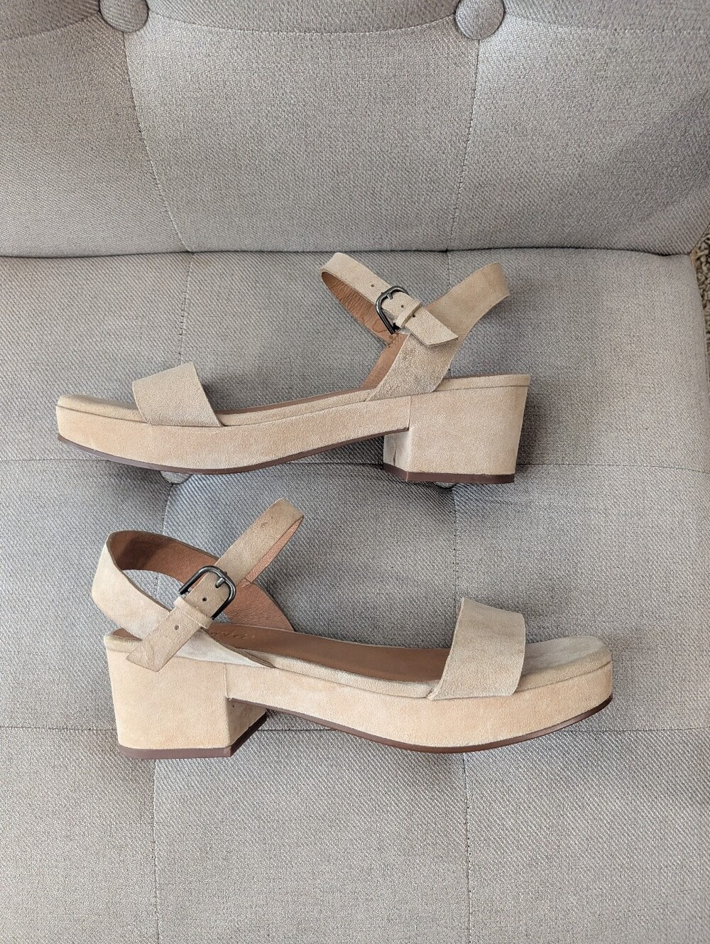 MADEWELL Lina Platform Beige Tan Brown Suede Sandal Shoes Women's Size 10